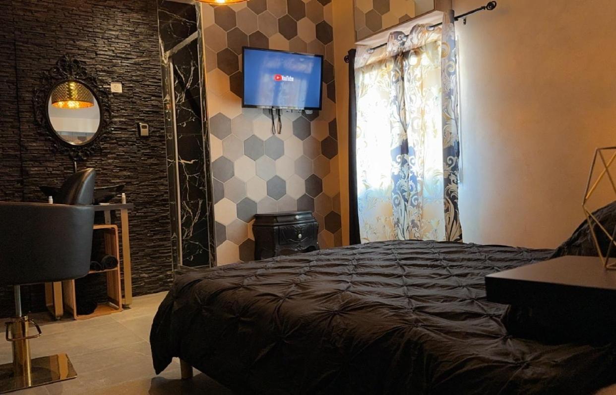 13 Nuances De Grey Jacuzzi Villa Marsilya Dış mekan fotoğraf