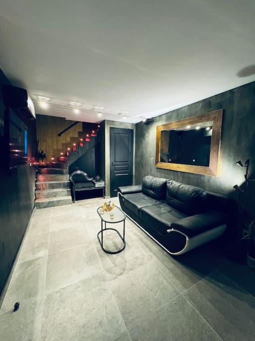 13 Nuances De Grey Jacuzzi Villa Marsilya Dış mekan fotoğraf