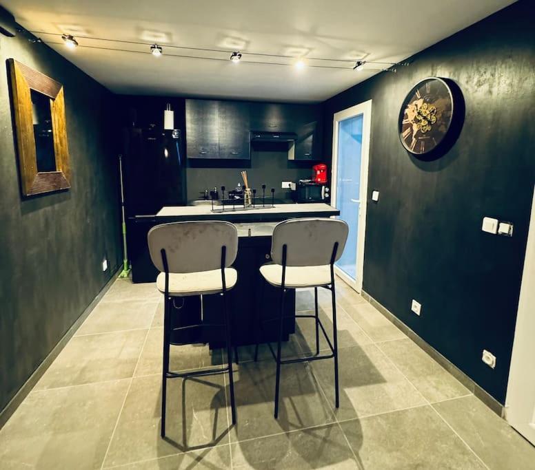 13 Nuances De Grey Jacuzzi Villa Marsilya Dış mekan fotoğraf