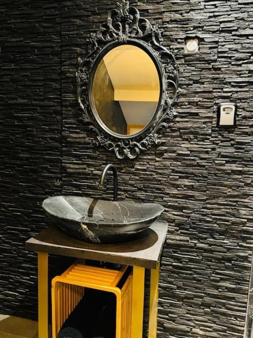 13 Nuances De Grey Jacuzzi Villa Marsilya Dış mekan fotoğraf
